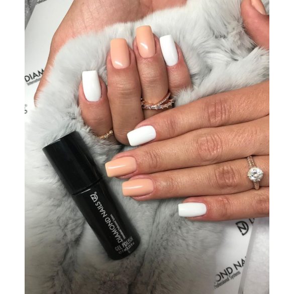 Gel esmalte 179 - Melocotón Suave (perla)