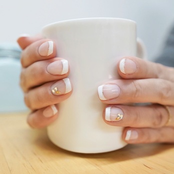 Errores con el Gel Constructor Diamond Nails – ¿Por qué se agrieta o amarillea y cómo evitarlo?