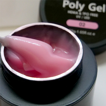 Reforma de uñas para principiantes – Cómo empezar con la técnica Polygel sin estrés